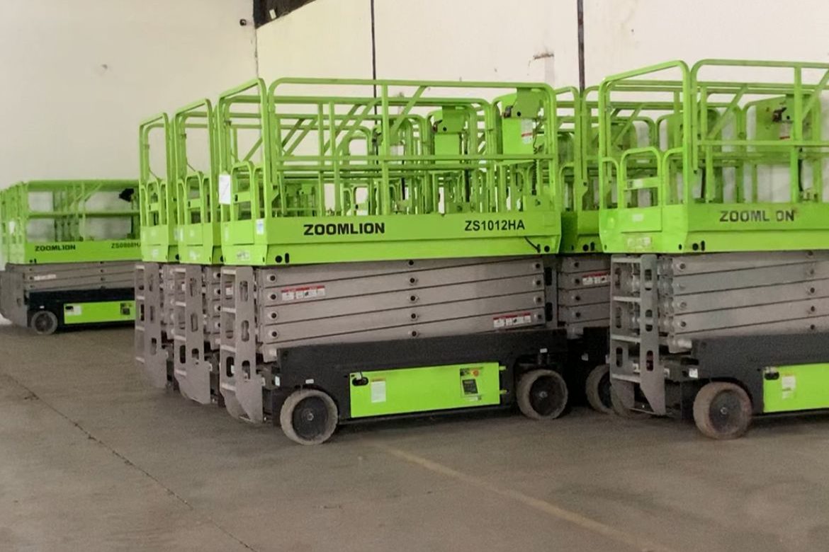 Sewa Scissor Lift Murah Bali