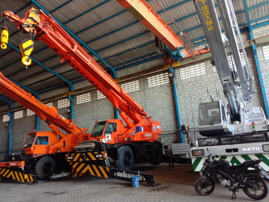 Jasa Sewa Crane Malang

