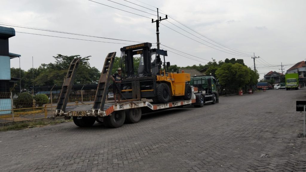 Sewa Forklift Wiyung Surabaya