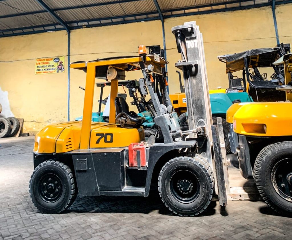 Sewa Forklift Pandegiling Surabaya
