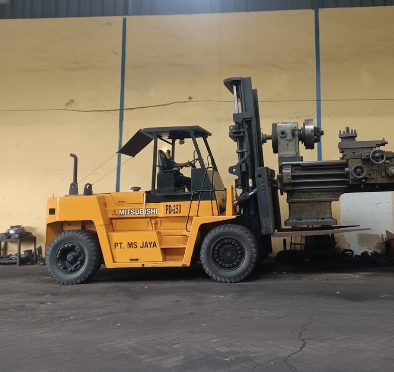 Jasa Sewa Forklift Kedungdoro Surabaya

